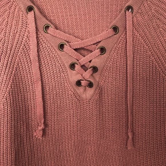 Just U in Women’s dark pink‎ knit sweater lace up S - Picture 3 of 8